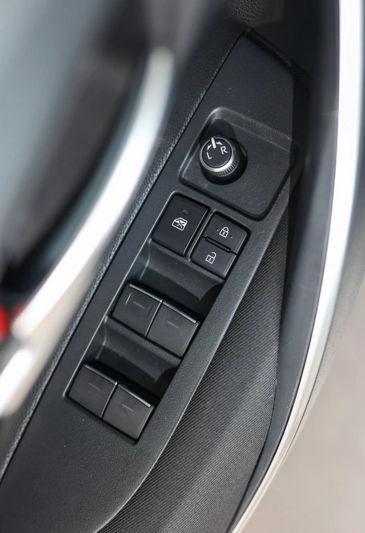 Toyota Corolla cena 94850 przebieg: 61000, rok produkcji 2022 z Łowicz małe 596